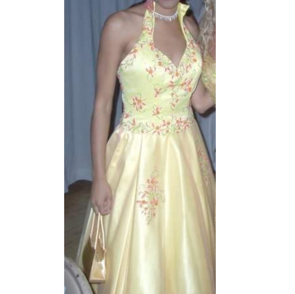 Beaded yellow Cinderella prom dress - Picture 3 of 3